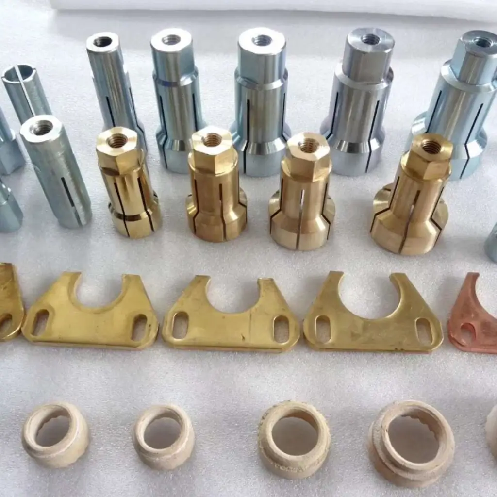 Stud welding accessories including ceramic ferrule holders, stud chuck collets, and ceramic ferrules for heavy-duty welding.
